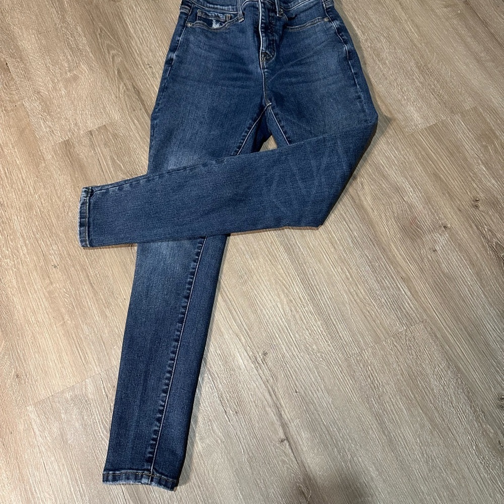 Banana Republic Dark Blue Skinny Leg Jeans size 26/2